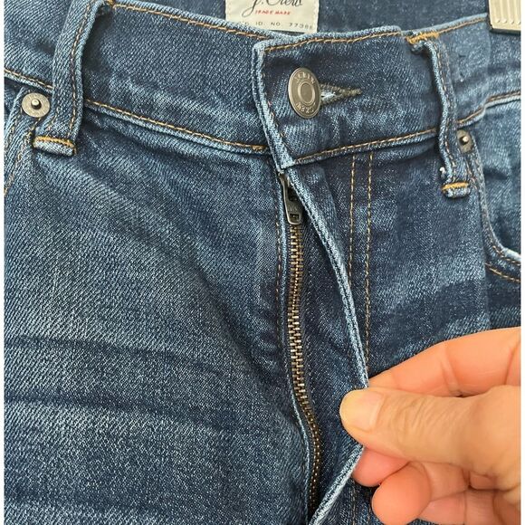 J. Crew 770 blue washed out slightly distressed jeans, great condition, W34 - Picture 4 of 9